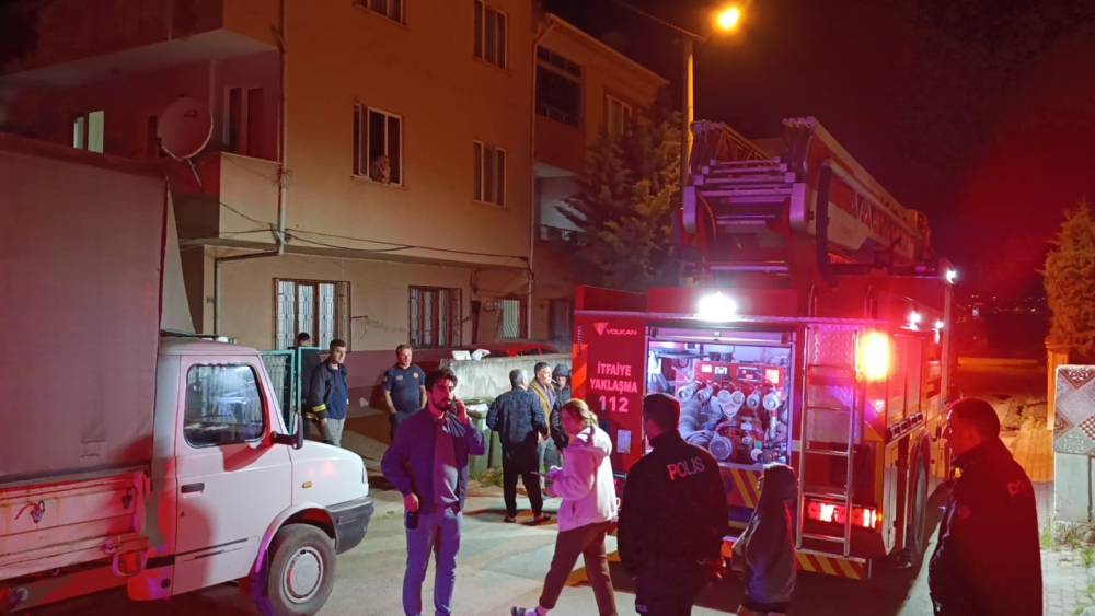 Eski eşinin evine molotofkokteyli atan şahıs yakalandı
