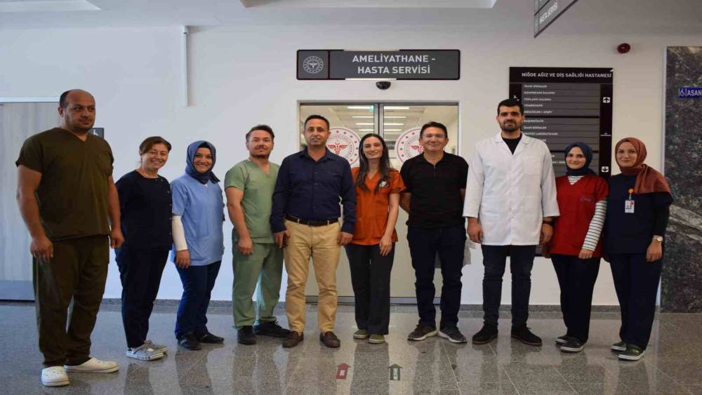 Niğde Ağız ve Diş Sağlığı Hastanesi&rsquo;nde ilk ameliyat başarıyla ger&ccedil;ekleştirildi

