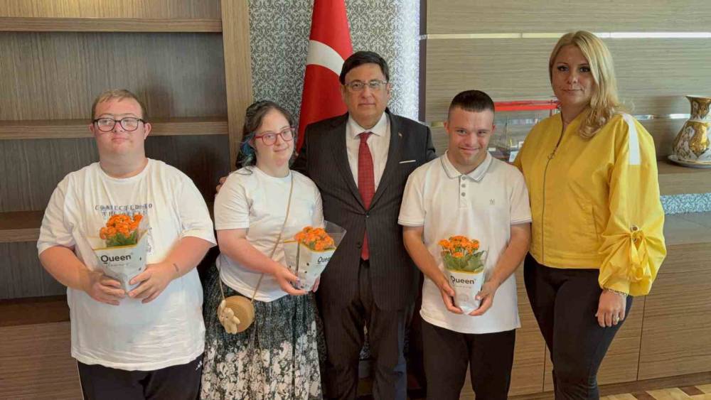 Başsavcı Kılı&ccedil;&rsquo;a &ouml;zel &ouml;ğrencilerden duygulandıran veda

