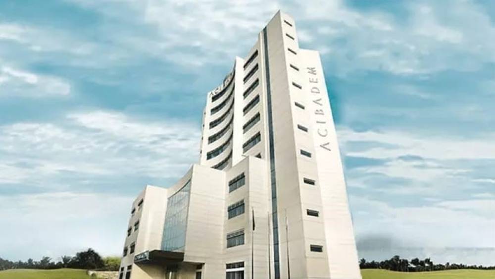 Acıbadem Hastanesi&rsquo;nden usta sanat&ccedil;ı Kadir İnanır&rsquo;ın vefatıyla ilgili a&ccedil;ıklama
