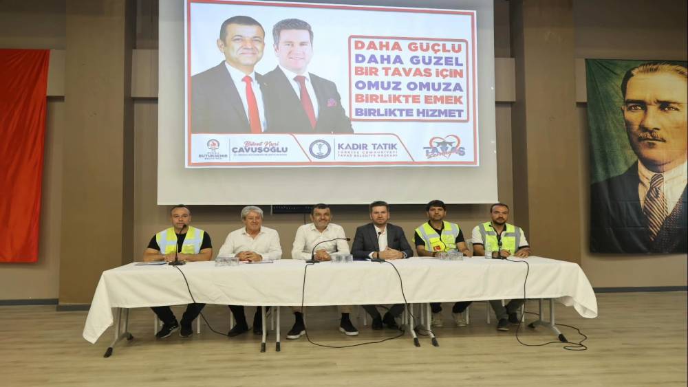 Başkanlar ve muhtarlar Tavas&rsquo;ın sorunlarını masaya yatırdı
