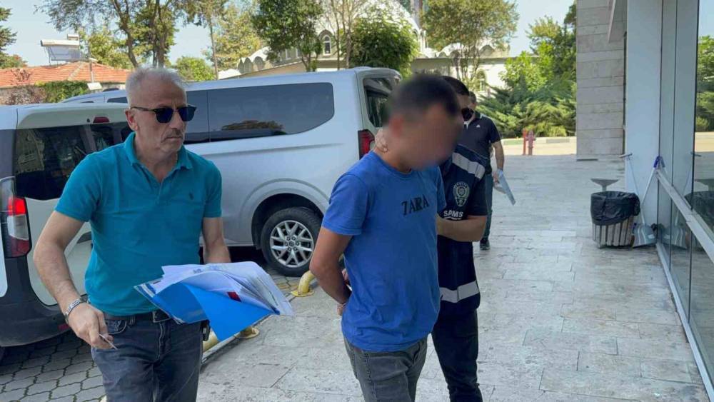 Boşanma aşamasındaki eşini bı&ccedil;aklayan koca tutuklandı

