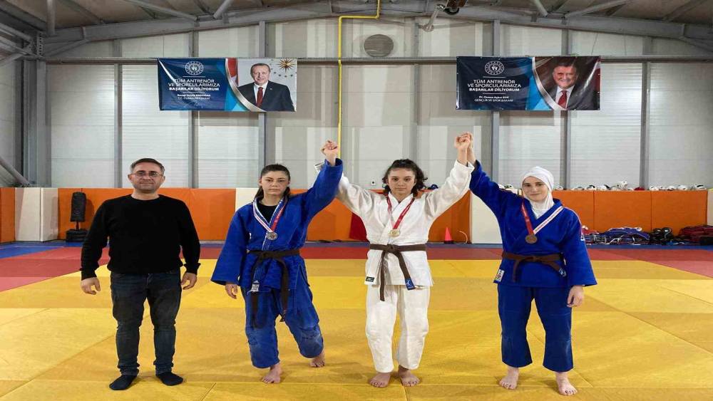 Judo gençler müsabakaları sona erdi
