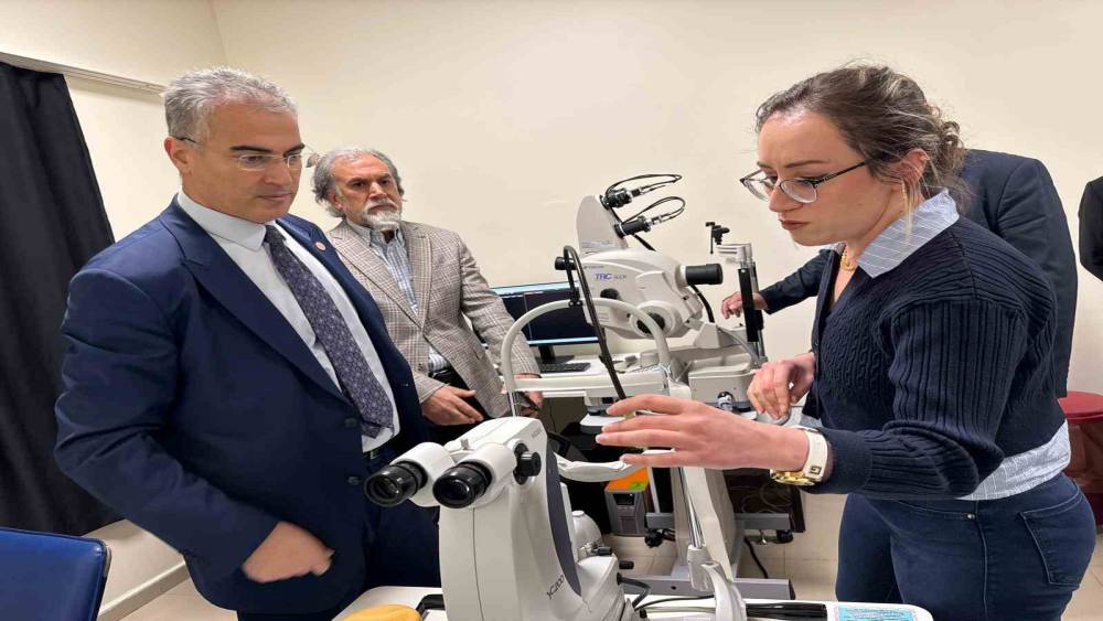 Ergani Devlet Hastanesi&rsquo;nde g&ouml;z anjiyo cihazı hizmete girdi
