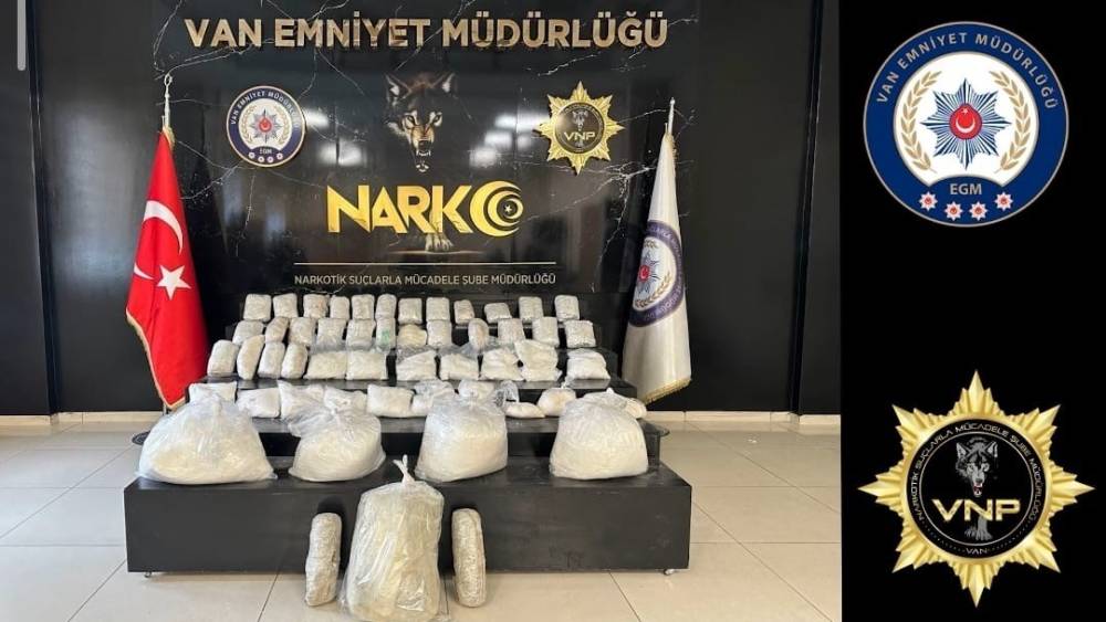 Van&rsquo;da kamyonette 90 kilo uyuşturucu ele ge&ccedil;irildi
