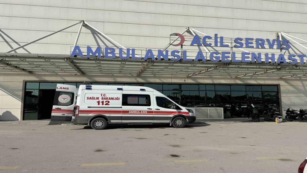 Alacak verecek tartışması kanlı bitti: 1 yaralı
