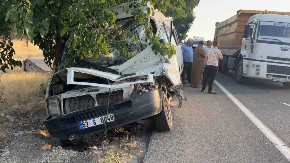 Şanlıurfa&rsquo;da zincirleme trafik kazası: 4 yaralı

