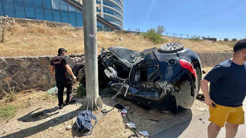 Gen&ccedil; kaleci Kerem &Ccedil;elik, 5 g&uuml;nl&uuml;k yaşam savaşını kaybetti
