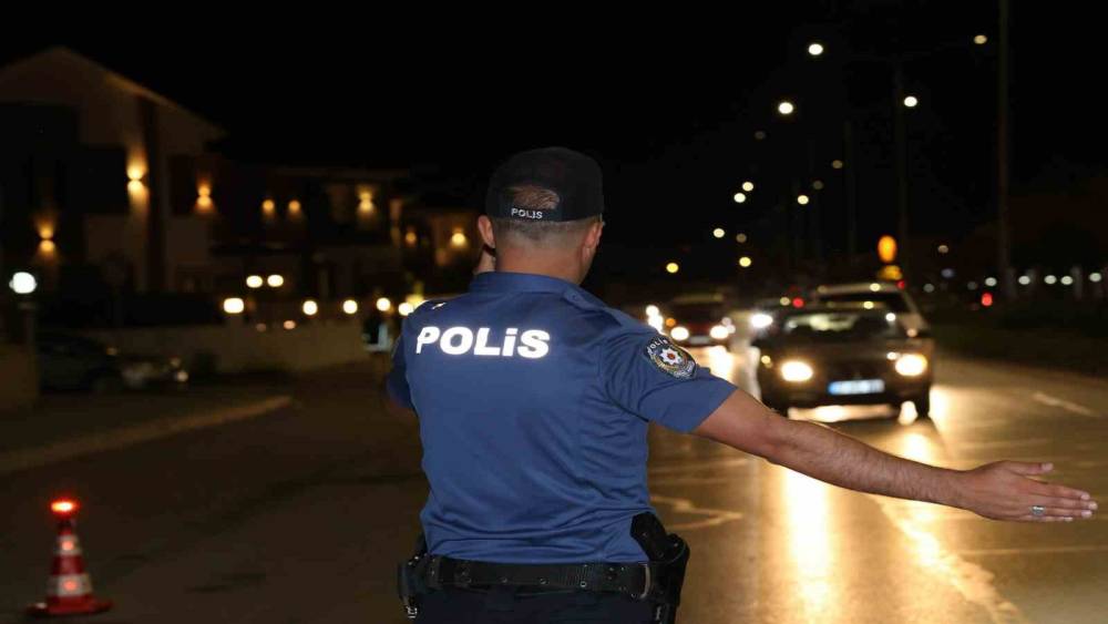 Erzurum&rsquo;da geniş &ccedil;aplı asayiş denetim
