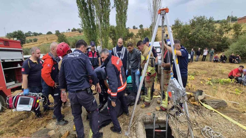 Manisa&rsquo;da alzaymır hastası kadının cesedi su kuyusunda bulundu
