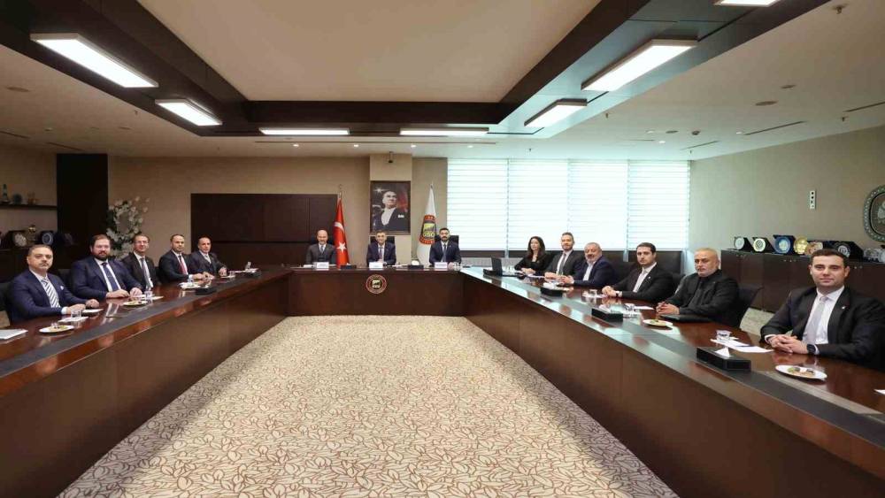 GSO, Gaziantep sanayisini "end&uuml;striyel gelişim &uuml;ss&uuml;" ile geleceğe hazırlıyor
