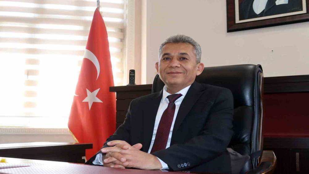Ahmet Hakan&rsquo;dan Başkan Doğan&rsquo;a destek; "Hukuki s&uuml;re&ccedil; adil işletilmeli"
