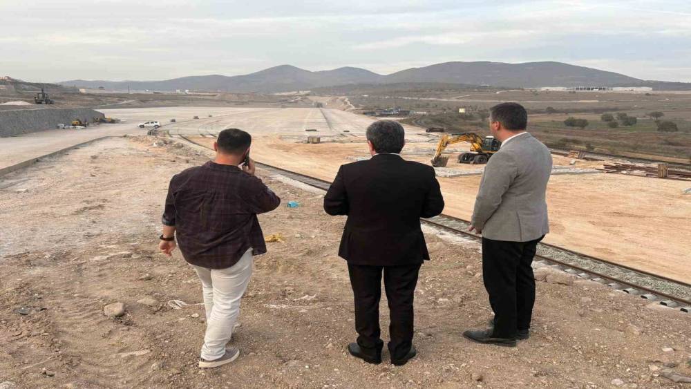 Vali Tavlı, 1 milyar TL&rsquo;lik demiryolu iltisak hattını inceledi
