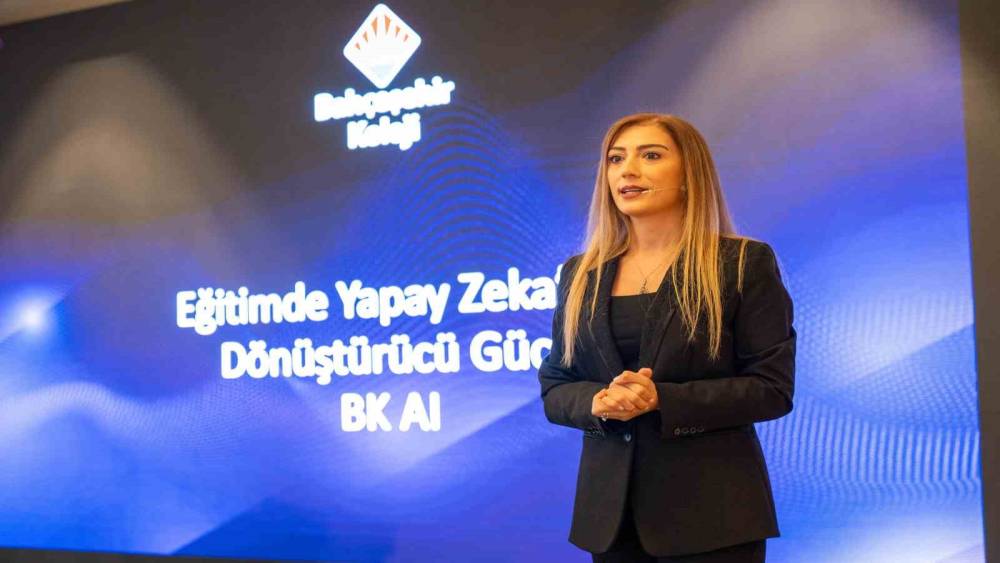 Yapay zeka destekli asistanla eğitimde teknolojik devrim
