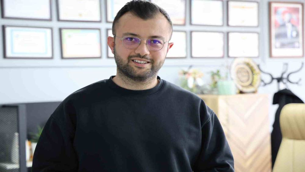 Uzmanından, "Oru&ccedil; kesinlikle sigara ile a&ccedil;ılmamalı" uyarısı
