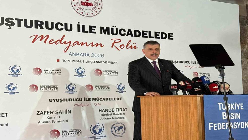 İ&ccedil;işleri Bakanı &Ccedil;ift&ccedil;i: "1 Ocak&rsquo;tan bug&uuml;ne 17 bin 188 narkotik operasyon ger&ccedil;ekleştirdik"
