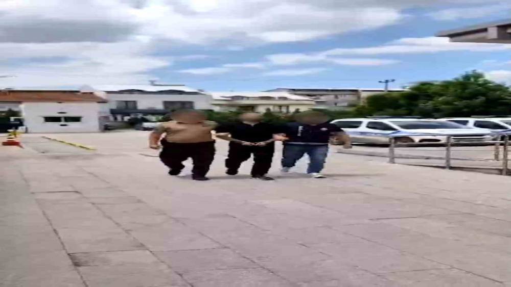 22 ayrı su&ccedil;tan 9 yıl aranması olan şahıs yakalandı
