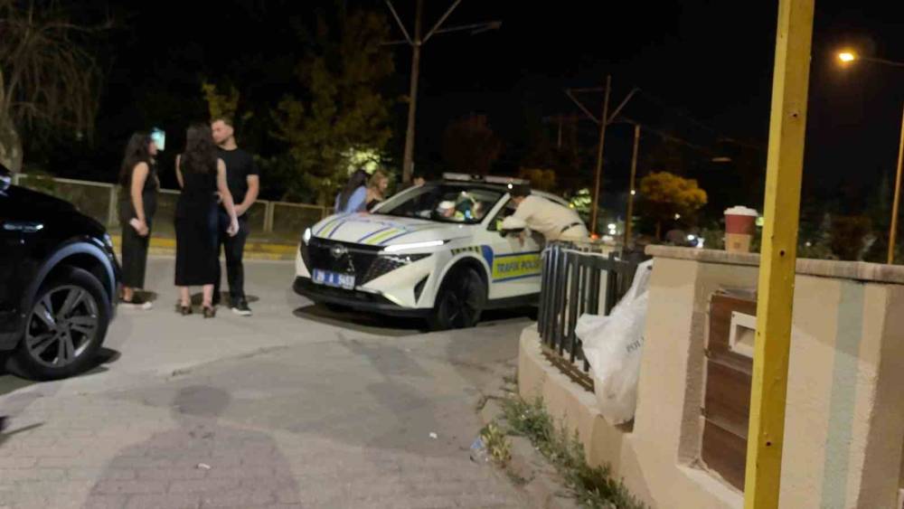 Eskişehir&rsquo;de trafik denetimi: Alkoll&uuml; yakalanan 2 s&uuml;r&uuml;c&uuml;ye toplam 50 bin lira ceza
