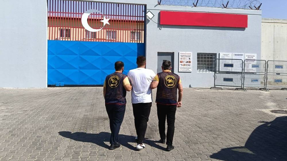 11 yıl kesinleşmiş hapis cezasıyla aranan şahıs yakalandı
