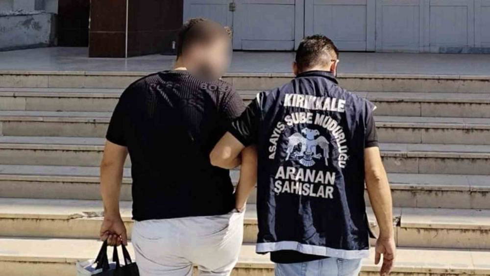 Kırıkkale&rsquo;de aranan 2 firari h&uuml;k&uuml;ml&uuml; yakalandı
