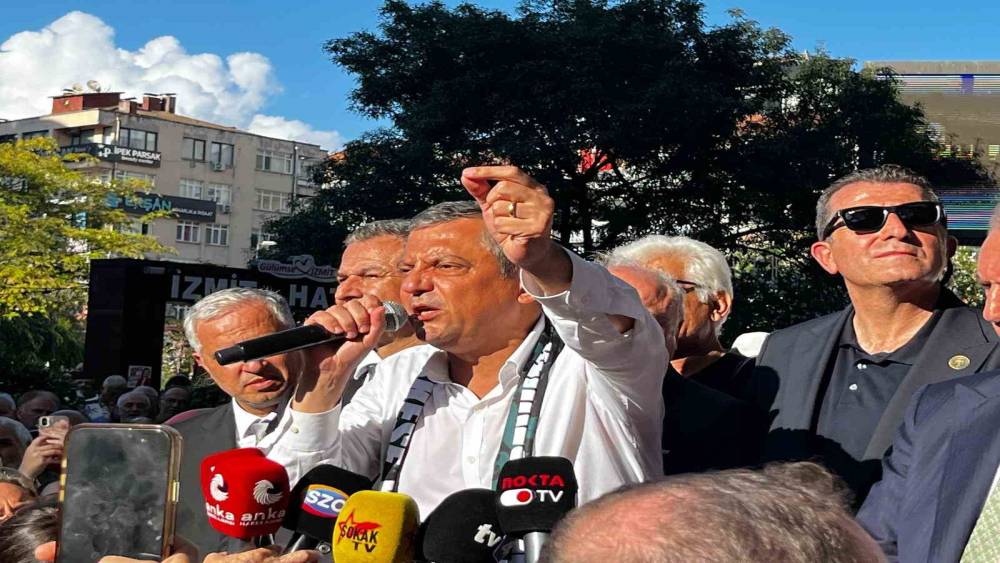 &Ouml;zg&uuml;r &Ouml;zel: "Yeni Parti ev kadınlarının emeklilik umududur"
