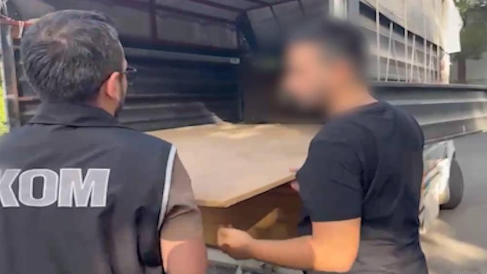 Batman&rsquo;da 18 bin 380 paket ka&ccedil;ak sigara ele ge&ccedil;irildi
