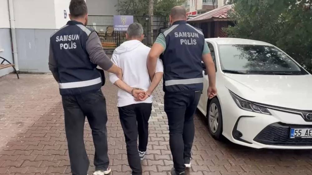 Bafra&rsquo;da 37 yıl hapis cezasıyla aranan h&uuml;k&uuml;ml&uuml; yakalandı
