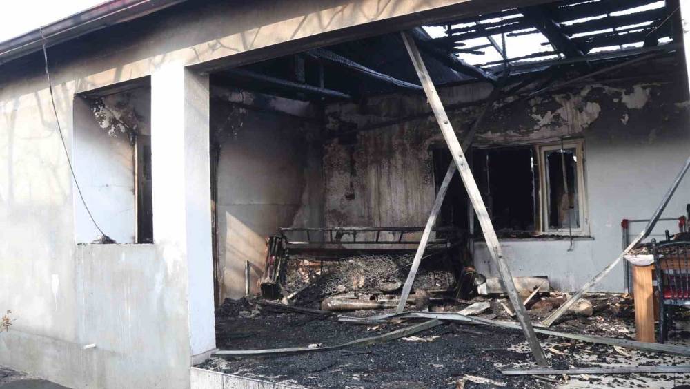 Iğdır&rsquo;da iki ayrı yangın korkuttu
