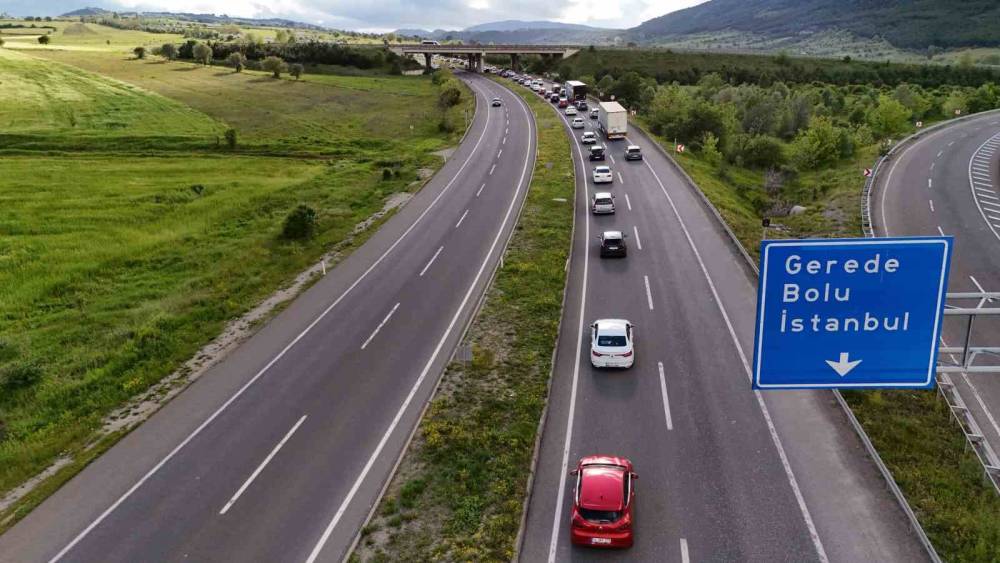 Kemikli Rampaları&rsquo;nda bayram d&ouml;n&uuml;ş&uuml; yoğunluğu
