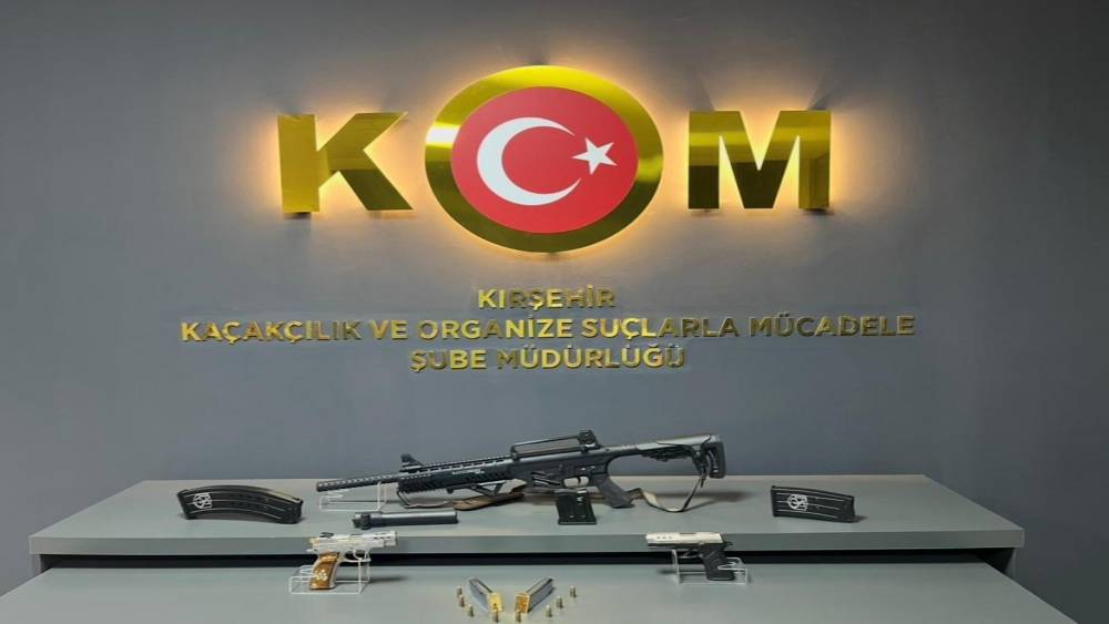 Kırşehir&rsquo;de tefecilik ve yağma operasyonu: 2 ş&uuml;pheli tutuklandı
