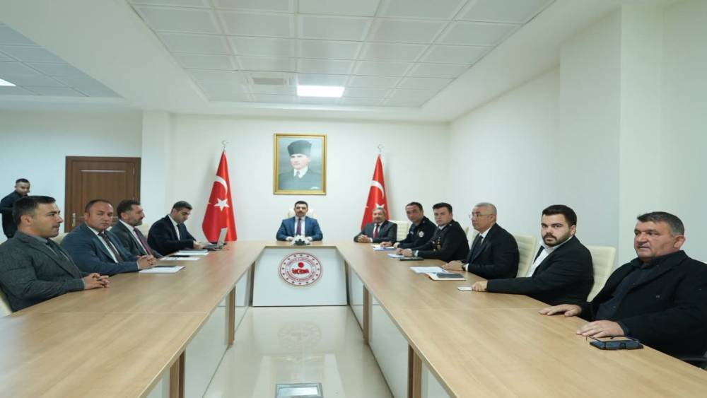 Darende&rsquo;de Eğitim Y&uuml;r&uuml;tme Kurulu Toplantısı yapıldı
