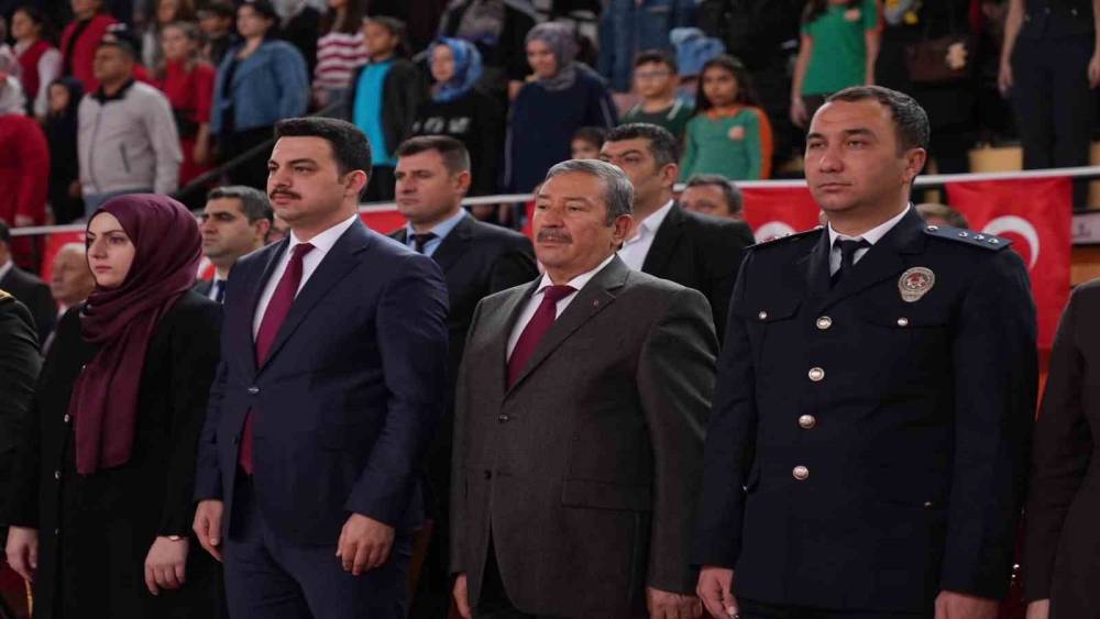 Darende&rsquo;de Cumhuriyet Bayramı coşkuyla kutlandı
