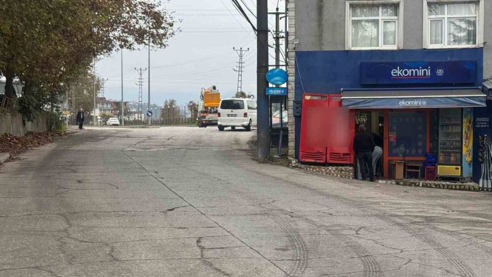 Hırsızlık ş&uuml;phelisi sanayi sitesinde hareketsiz yatarken bulundu
