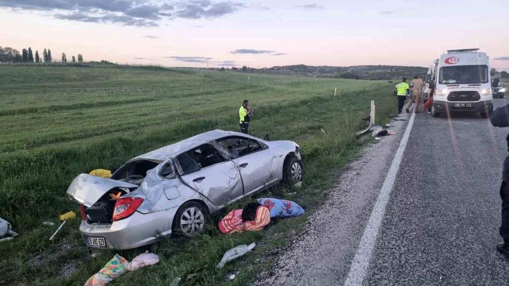 Yozgat&rsquo;ta otomobil takla attı: 1 &ouml;l&uuml;, 3 yaralı
