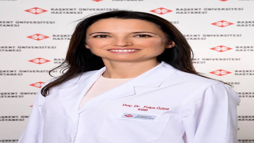 Uzmanı uyardı: "Kulak &ccedil;ınlamasını hafife almayın. Bir hastalığın belirtisi olabilir"
