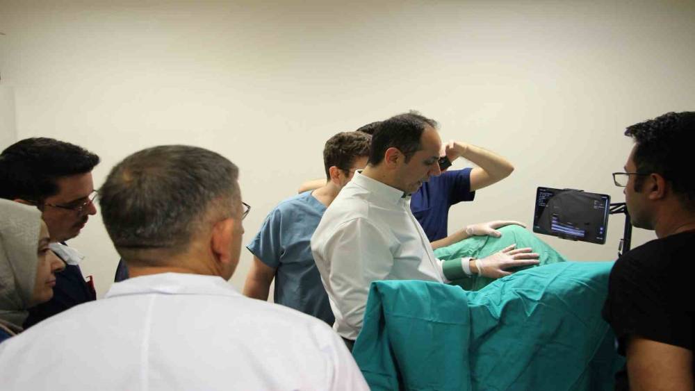Elazığ&rsquo;da transperineal prostat biyopsisi eğitimi d&uuml;zenlendi
