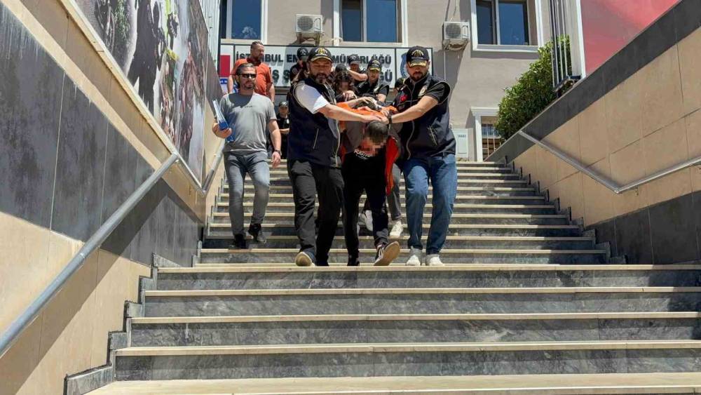 Kartal&rsquo;da &lsquo;yan bakma&rsquo; kavgasında bir kişi &ouml;ld&uuml;: Olaya ilişkin 7 ş&uuml;pheli adliyeye sevk edildi
