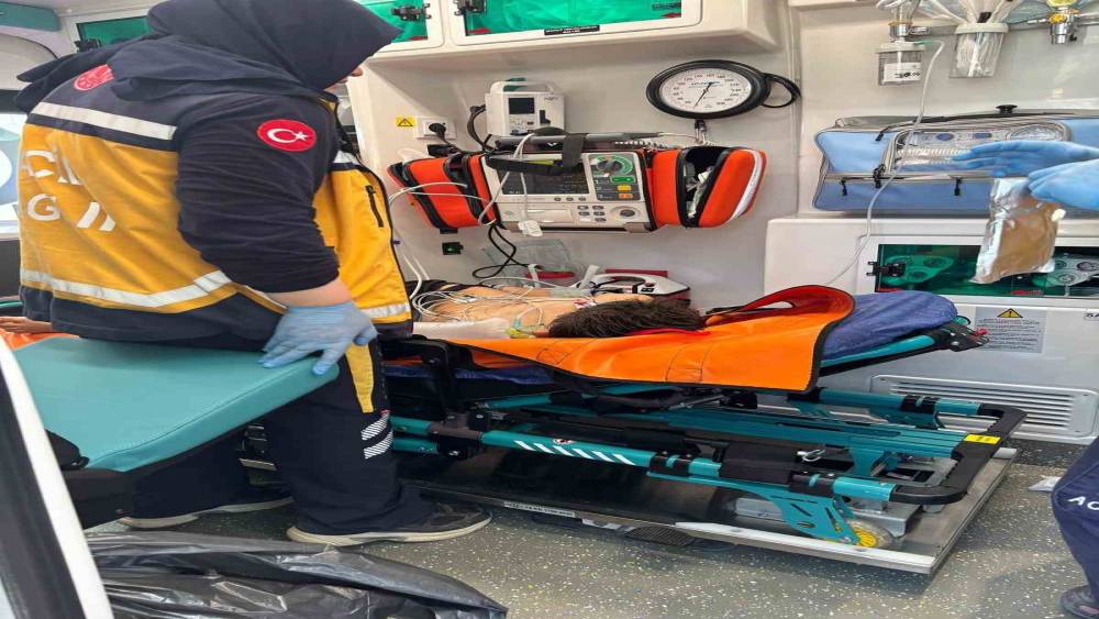 Samsun&rsquo;da denize giren &ccedil;ocuk boğulma tehlikesi ge&ccedil;irdi

