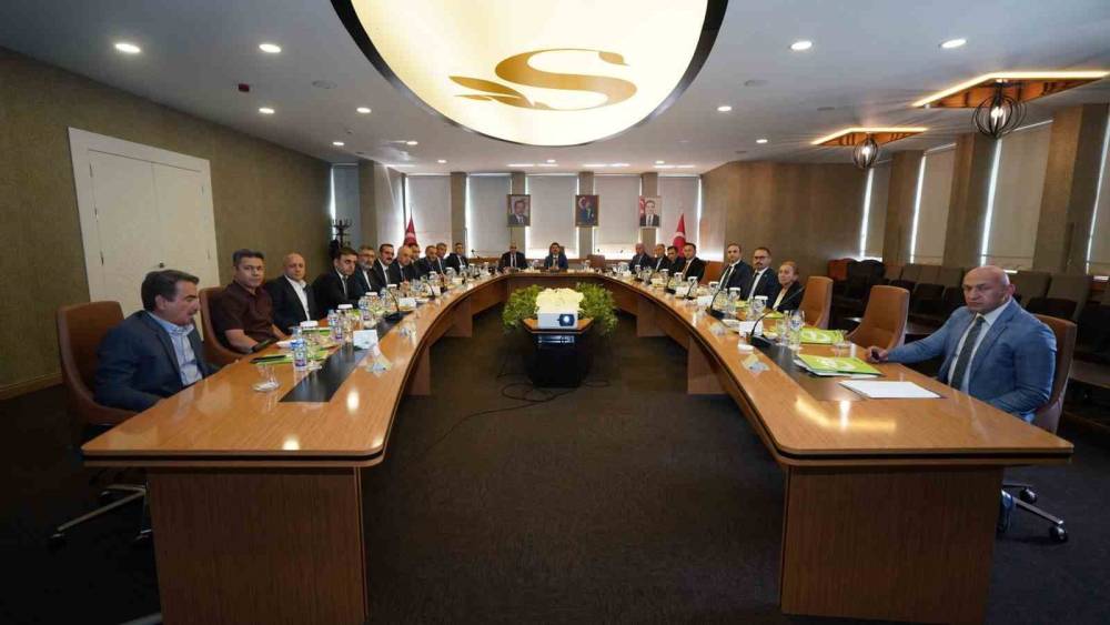 İstihdam ve mesleki eğitim zirvesi
