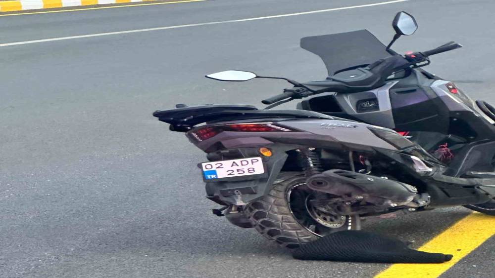 Adıyaman&rsquo;da motosiklet devrildi : 1 yaralı

