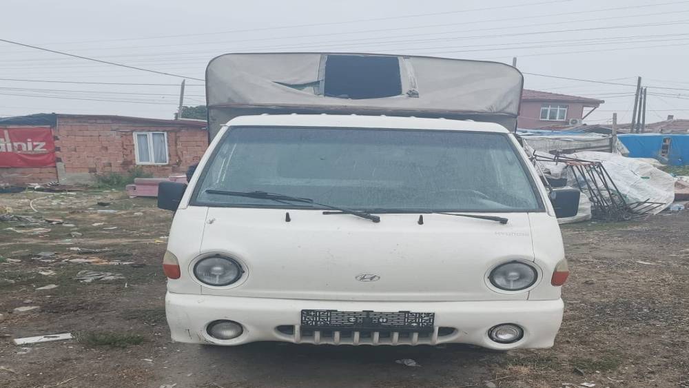 Tekirdağ&rsquo;da iş yerinden palet &ccedil;alan ş&uuml;pheliler yakalandı
