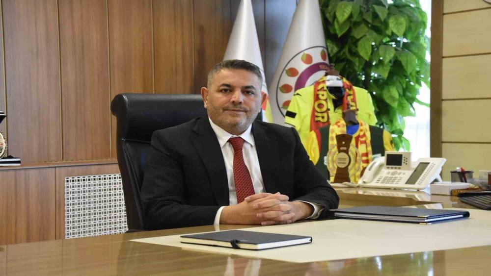 Sadıkoğlu: "8 yılda y&uuml;zde 100 artan &uuml;ye sayımız, g&uuml;venin en g&uuml;&ccedil;l&uuml; g&ouml;stergesidir"
