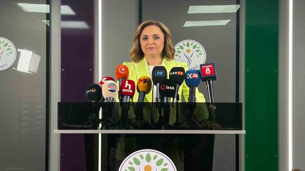 DEM Parti S&ouml;zc&uuml;s&uuml; Doğan: (Ter&ouml;rs&uuml;z T&uuml;rkiye s&uuml;reci) "&Ouml;n&uuml;m&uuml;zdeki g&uuml;nler ve saatler kritik olacak"
