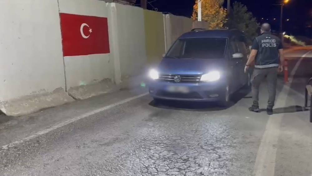 Bitlis&rsquo;te 6 kilo 550 gram skunk ele ge&ccedil;irildi
