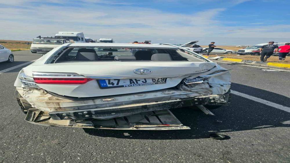 Mardin&rsquo;de zincirleme trafik kazası: 5 yaralı

