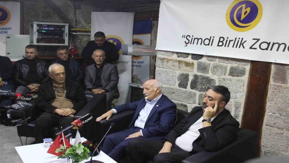 Yaşar Karayel: "En k&ouml;t&uuml; sivil irade, en iyi askeri cuntadan iyidir"

