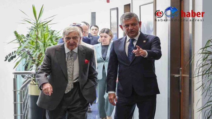 CHP Genel Başkanı &Ouml;zel, Rahmi Ko&ccedil; ve Ali Ko&ccedil;&rsquo;u kabul etti