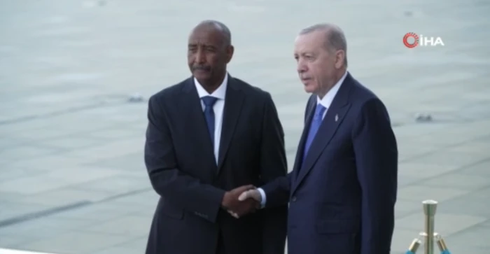 Cumhurbaşkanı Erdoğan, Sudan Cumhurbaşkanı Abd&uuml;lfettah el-Burhan&rsquo;ı kabul etti