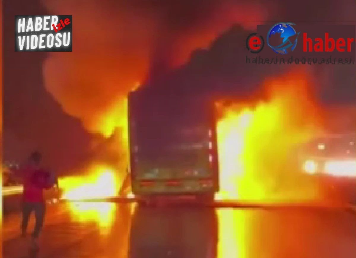 Hindistan'da motosiklet yolcu otob&uuml;s&uuml;ne &ccedil;arptı: 25 &ouml;l&uuml;