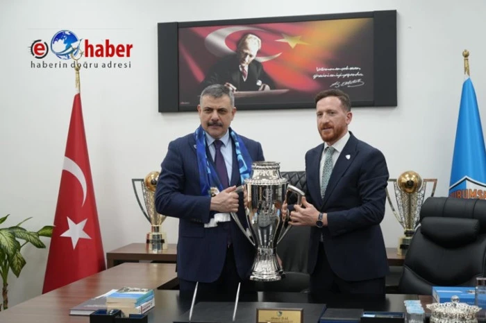 İ&ccedil;işleri Bakanı &Ccedil;ift&ccedil;i&rsquo;den Erzurumspor&rsquo;a tebrik ziyareti
